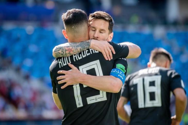 ميسي وأجويرو